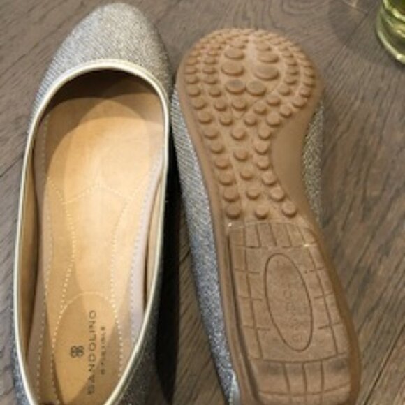 Bandolino B-Flexible sparkle Flats Gold Size 8.5 - Picture 2 of 3